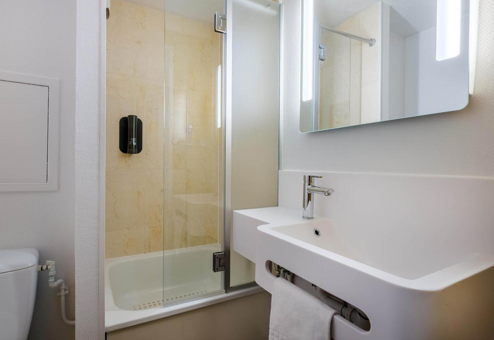 B&B Hotel Frejus Puget-Sur-Argens المظهر الخارجي الصورة